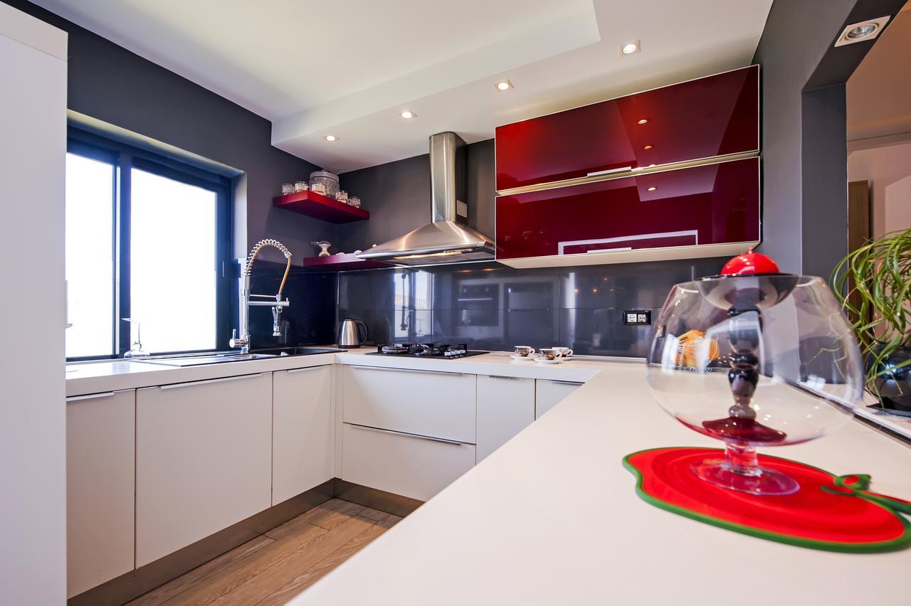 Cerin Apartment ロヴィニ エクステリア 写真
