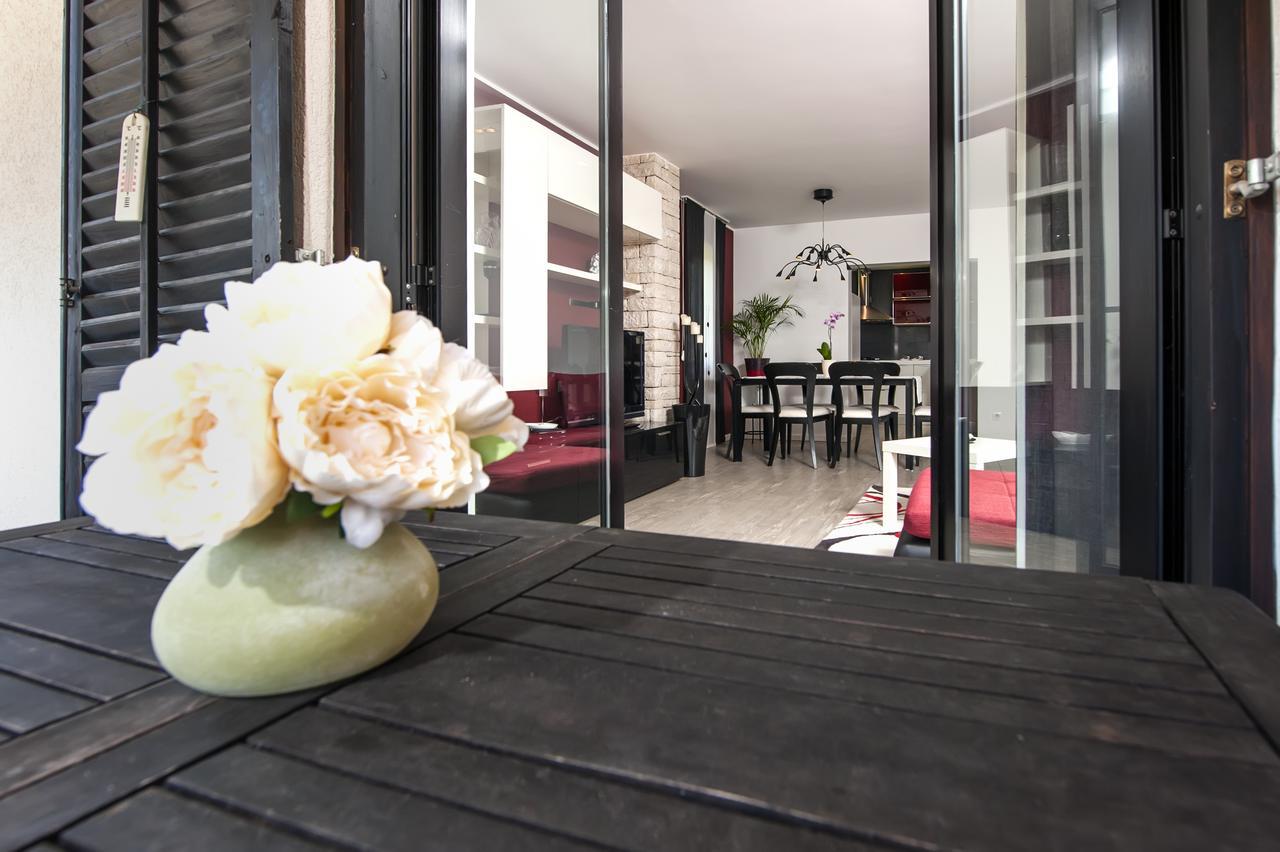 Cerin Apartment ロヴィニ エクステリア 写真