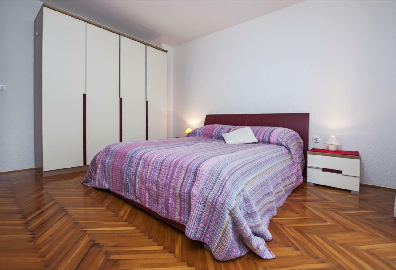 Cerin Apartment ロヴィニ 部屋 写真