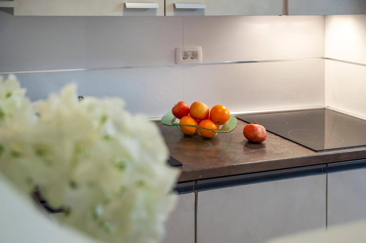 Cerin Apartment ロヴィニ エクステリア 写真